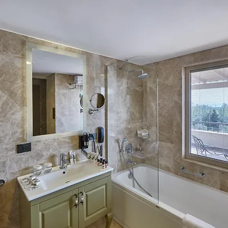 Hotel Ramada Kazdaglari Thermal & Gure